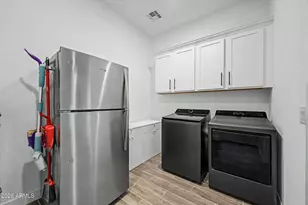 8432 W Solano Dr, Glendale, AZ 85305 - Photo 28