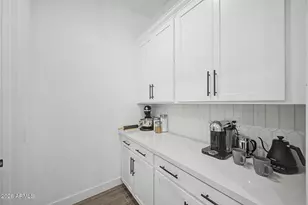 8432 W Solano Dr, Glendale, AZ 85305 - Photo 10