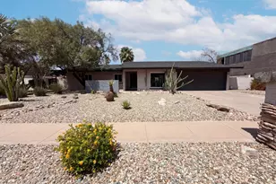 2244 E Nicolet Ave, Phoenix, AZ 85020 - Photo 1