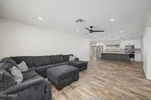 2174 E Palmcroft Dr, Tempe, AZ 85282 - Photo 4