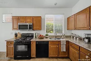 7229 S 39th Way, Phoenix, AZ 85042 - Photo 6