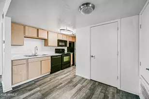 3065 N 67th Ave, Phoenix, AZ 85033 - Photo 6
