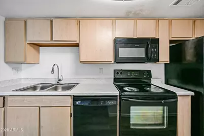 3065 N 67th Avenue #120, Phoenix, AZ 85033 - Photo 8