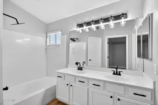 219 W Angela Dr, Phoenix, AZ 85023 - Photo 38