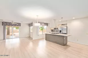 19802 N Concho Cir, Sun City, AZ 85373 - Photo 6