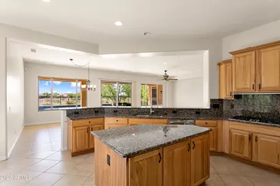 26400 W Runion Lane, Buckeye, AZ 85396 - Photo 14