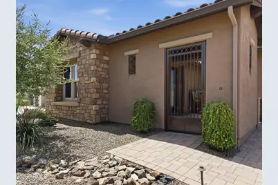 16637 W Catalina Drive, Goodyear, AZ 85395 - Photo 4