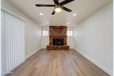 5619 W Hartford Avenue, Glendale, AZ 85308 - Photo 8