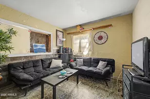 310 N 81st St, Mesa, AZ 85207 - Photo 14