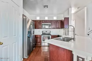933 W Aspen Way, Gilbert, AZ 85233 - Photo 8