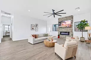 10153 W Wenden Dr, Arizona City, AZ 85123 - Photo 2