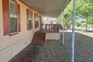 708 S Shallow Brook Loop, Sierra Vista, AZ 85635 - Photo 2