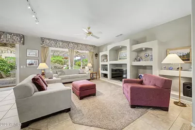 18419 N Borgata Drive, Surprise, AZ 85374 - Photo 4