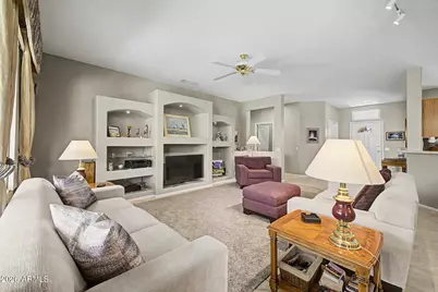 18419 N Borgata Drive, Surprise, AZ 85374 - Photo 6