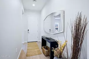 5963 E Lone Cactus Rd, Phoenix, AZ 85054 - Photo 4