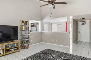 5832 S 45th St, Phoenix, AZ 85040 - Photo 6