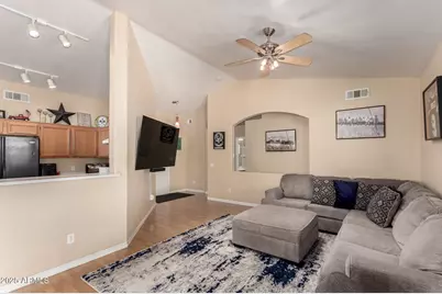 8375 W Dahlia Drive, Peoria, AZ 85381 - Photo 2