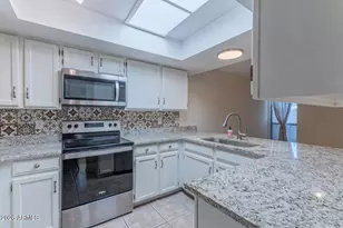 12221 S Paiute St, Phoenix, AZ 85044 - Photo 8