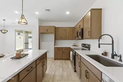 18460 W Jessie Lane, Surprise, AZ 85387 - Photo 6