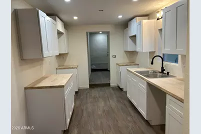 184 S Kent Street, Miami, AZ 85539 - Photo 1
