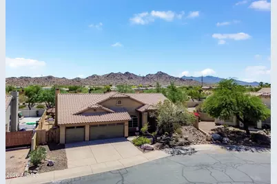 10791 S Xavier Court, Goodyear, AZ 85338 - Photo 2