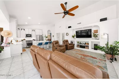10791 S Xavier Court, Goodyear, AZ 85338 - Photo 8