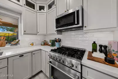 10791 S Xavier Court, Goodyear, AZ 85338 - Photo 8