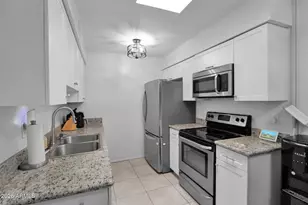 8161 N 107th Ave, Peoria, AZ 85345 - Photo 4