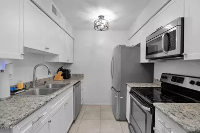 8161 N 107th Avenue #98, Peoria, AZ 85345 - Photo 10