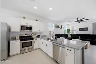 4325 E Payton Anne Ln, San Tan Valley, AZ 85143 - Photo 10