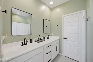 4325 E Payton Anne Ln, San Tan Valley, AZ 85143 - Photo 18