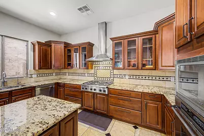 2316 W Villa Cassandra Drive, Phoenix, AZ 85086 - Photo 12
