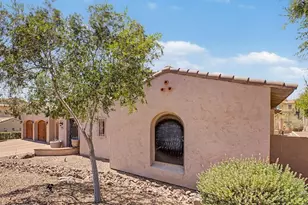 2316 W Villa Cassandra Dr, Phoenix, AZ 85086 - Photo 2