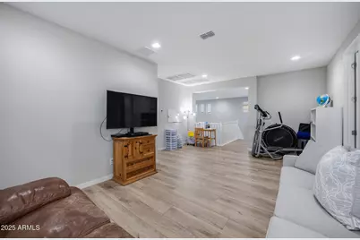 21622 N 59th Way, Phoenix, AZ 85054 - Photo 18