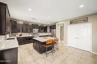 15613 N 185th Avenue, Surprise, AZ 85388 - Photo 10
