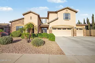 15613 N 185th Ave, Surprise, AZ 85388 - Photo 2