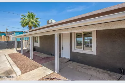 231 S 1st Street, Avondale, AZ 85323 - Photo 2