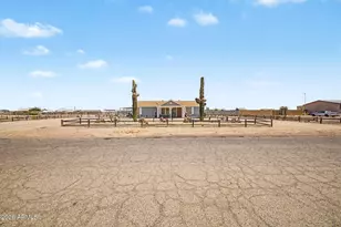 14449 S Vaquero Cir, Arizona City, AZ 85123 - Photo 24