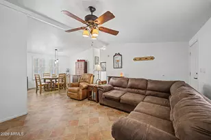 14449 S Vaquero Cir, Arizona City, AZ 85123 - Photo 2