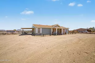 14449 S Vaquero Cir, Arizona City, AZ 85123 - Photo 28