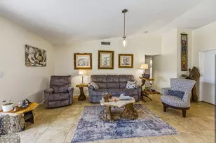 10020 S 46th Pl, Phoenix, AZ 85044 - Photo 8
