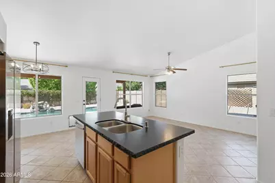 2362 E Morelos Street, Chandler, AZ 85225 - Photo 8