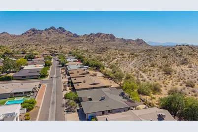 9236 N 28th Street, Phoenix, AZ 85028 - Photo 1