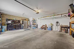 9236 N 28th St, Phoenix, AZ 85028 - Photo 36
