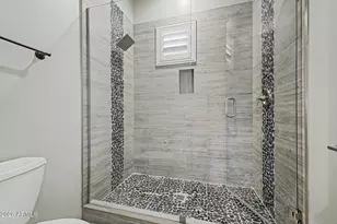 2639 W Lavitt Ln, Phoenix, AZ 85086 - Photo 16