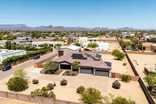 2639 W Lavitt Ln, Phoenix, AZ 85086 - Photo 2