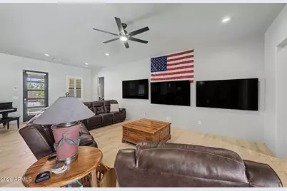 2639 W Lavitt Lane, Phoenix, AZ 85086 - Photo 54