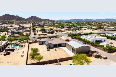 2639 W Lavitt Lane, Phoenix, AZ 85086 - Photo 56