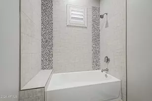 2639 W Lavitt Ln, Phoenix, AZ 85086 - Photo 36