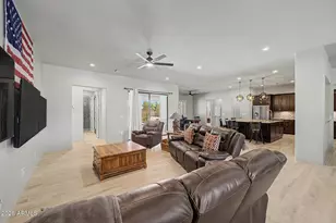 2639 W Lavitt Ln, Phoenix, AZ 85086 - Photo 46